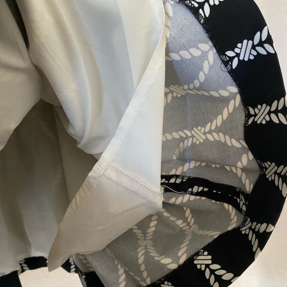 Banana Republic Black and Cream Dress with pockets - Picture 9 of 9